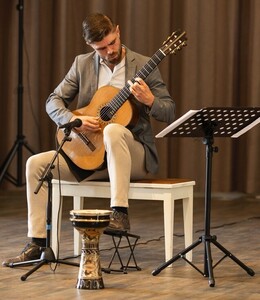 klassieke-gitaar klassieke-gitaar
